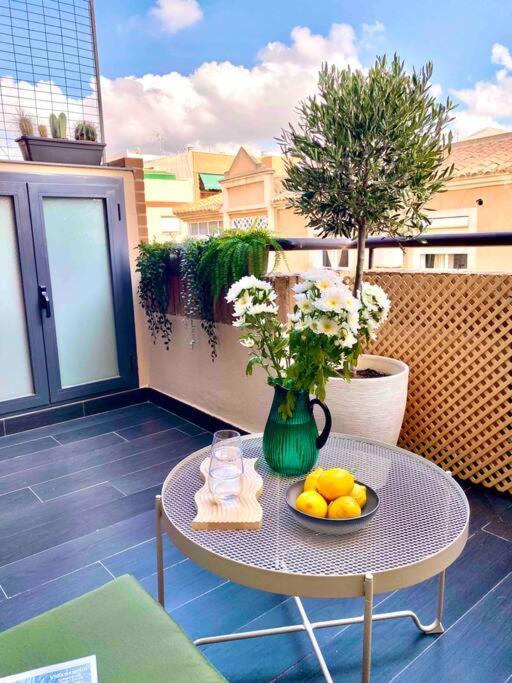 Апартаменты Olive Penthouse Малага Экстерьер фото